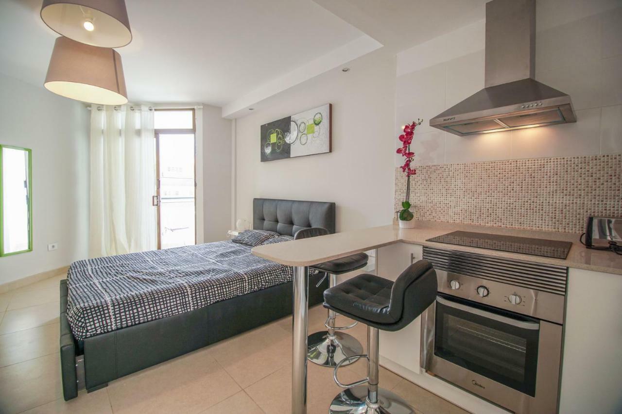 Summerland Los Cristianos  Exterior photo